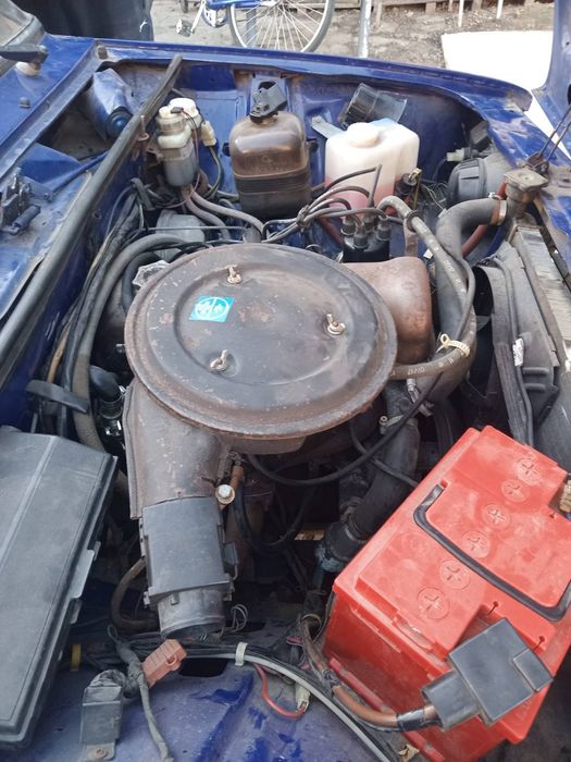 автомобіль ВАЗ 2104
