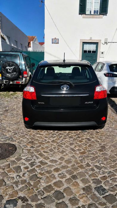 Toyota Auris — fotografia 3