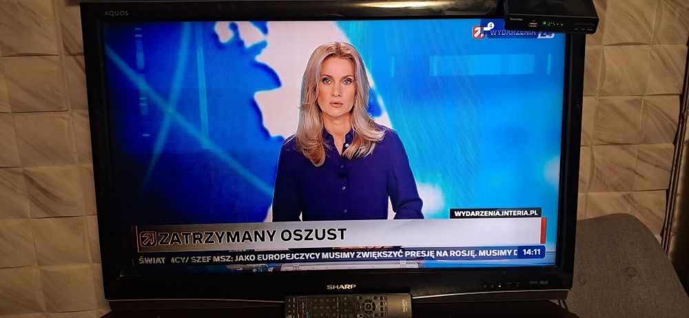 Sharp telewizor  LCD 37 cali