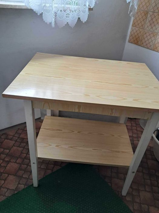 Stół kuchenny rozkładany Po rozłożeniu Wymiary 73 cm x 110 cm