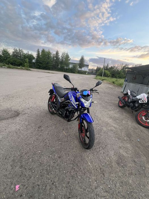 Продам мотоцикл Спарка 200