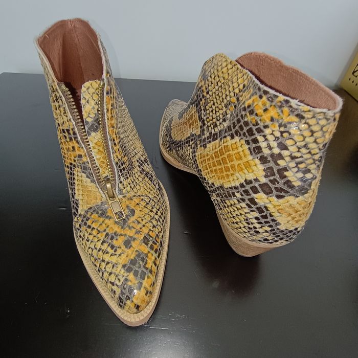 Botas Ruika 38 como novas
