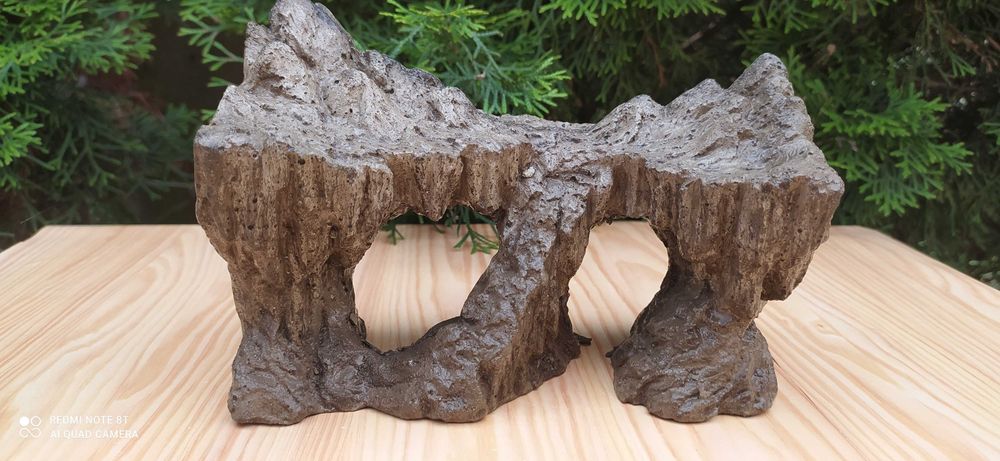 Skałka do akwarium 18x10x13 cm.