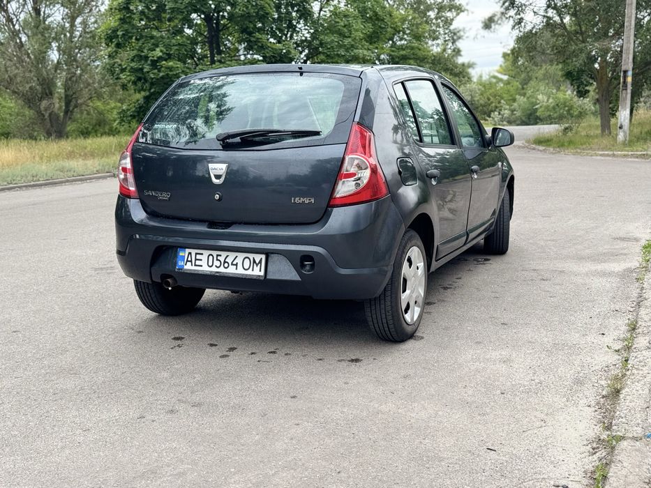 В продаже Sandero 1.6