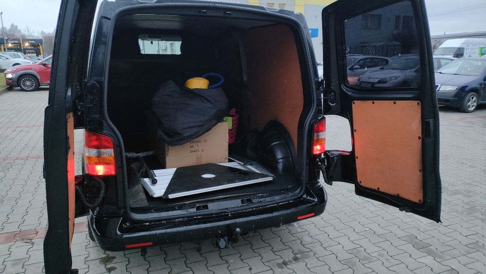 Volkswagen Transporter T5  2.5 TDI 2008r long