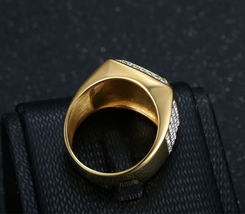 Anel BOSS banho ouro 24k