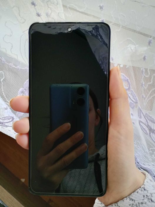 Telefon Redmi Note 11 plus pro 5G