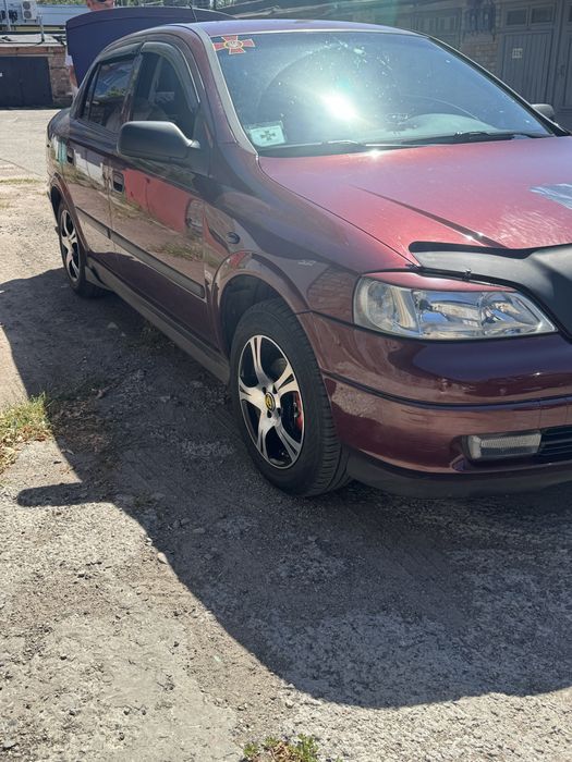 Продається доглянутий Opel Astra