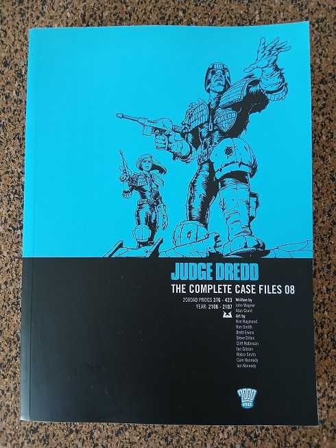 BD - Judge Dredd: The Complete Case Files 08