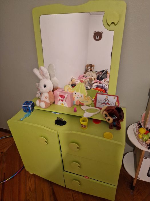 Quarto "completo" menino/menina em verde e rosa