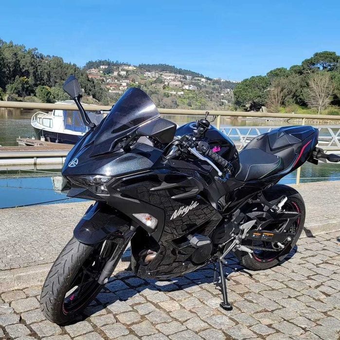Kawasaki Ninja 500 - 2024