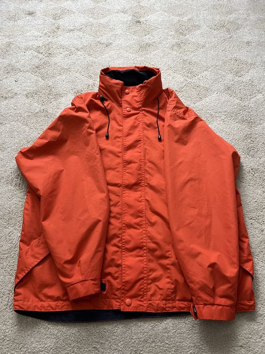 Чоловічі куртки gore tex та жилетки