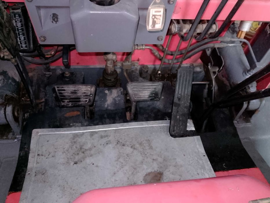 Empilhador Nissan 2500kg