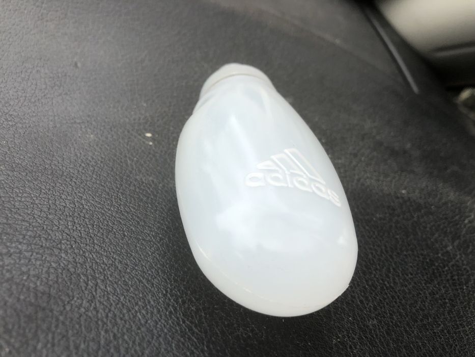 Cinto de Hidratação Adidas Running – Inclui 4 Garrafas