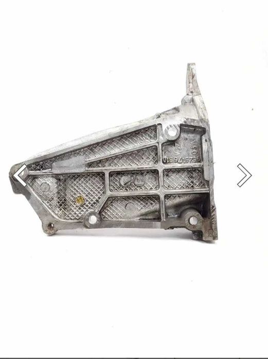 2 Suporte bomba injetora Citroën/Peugeot com diferentes furações