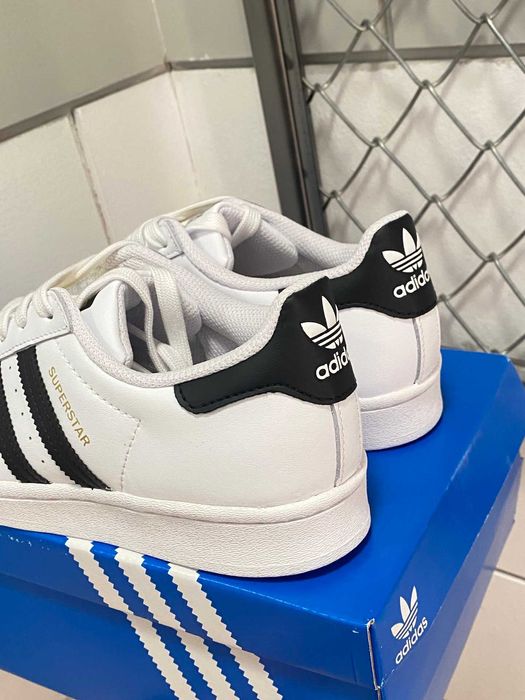 AdidasSuperStarCloudWhite r.39