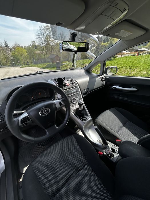Toyota Auris 2.0