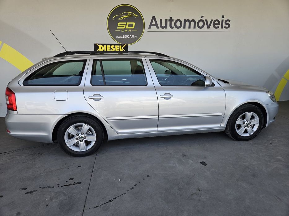 SKODA OCTAVIA BREAK 1.6 TDI GREENLINE TECH