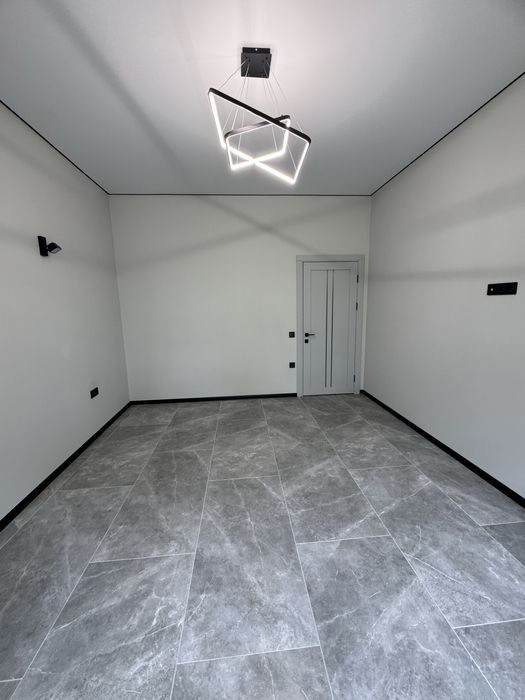 1-кімн. «новобудова» в р-ні Кварцу, 2-й поверх, 47 м.кв.