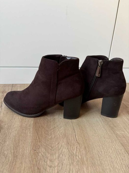 Botas camurça castanha