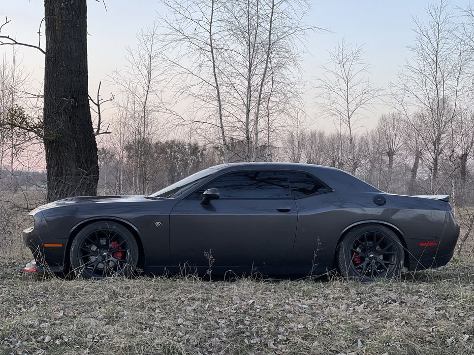 Продам Dodge Challenger 2018