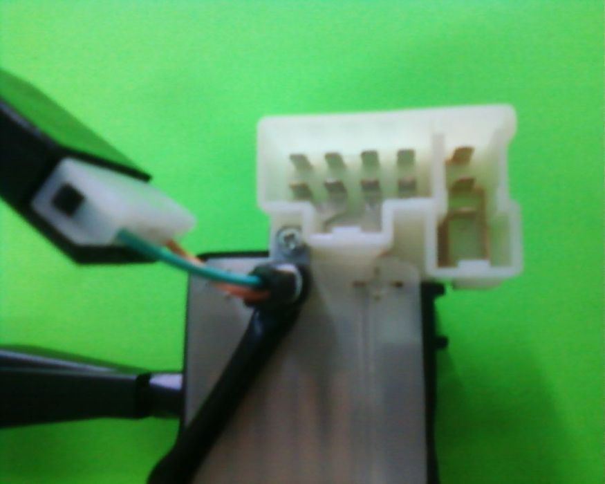 Manetes de luzes e limpa vidros Nissan Pickup D21 NOVA