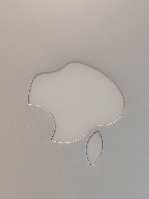 MacBook Pro 13" (Mid 2012) em Excelente Estado