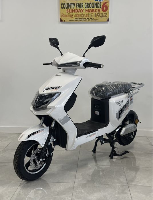 SCOOTER SEM CARTA, NOVAS E COM BATERIA DE LÍTIO removivel! Últimas unidades em stock.