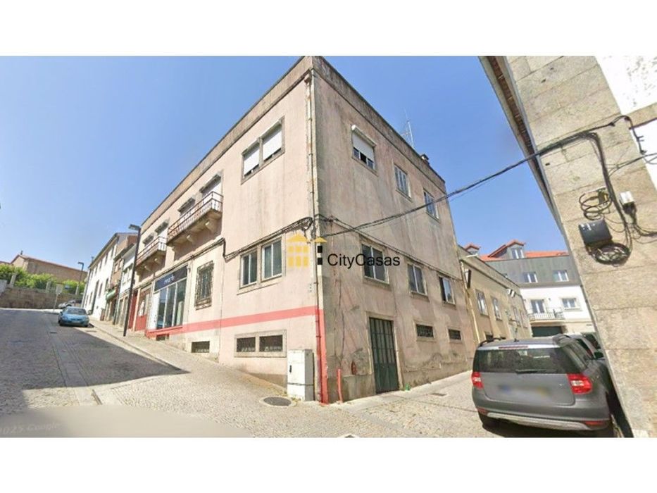 Cave à Escola Superior de Tecnologia e Gestão