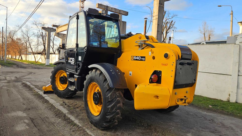 Продам навантажувач телескопічний  JCB 540-140 2018 року