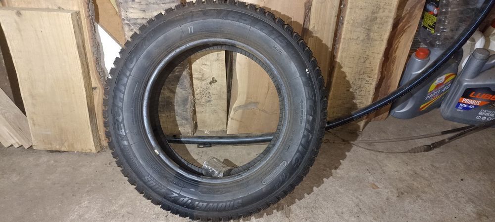 Нові зимові шини 185/65 р15.(наварка)