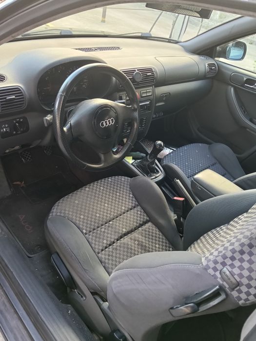 Audi A3 1.6 GPL.