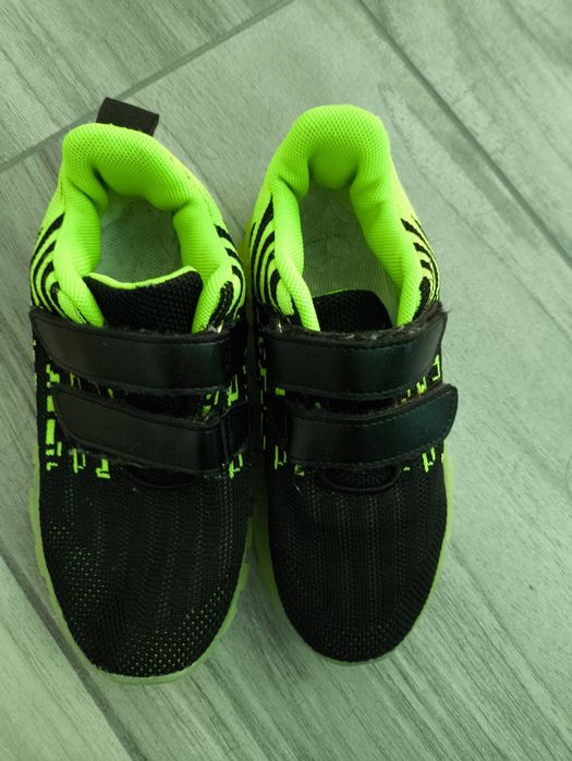 Buty sportowe  Adidasy rozmiar 32