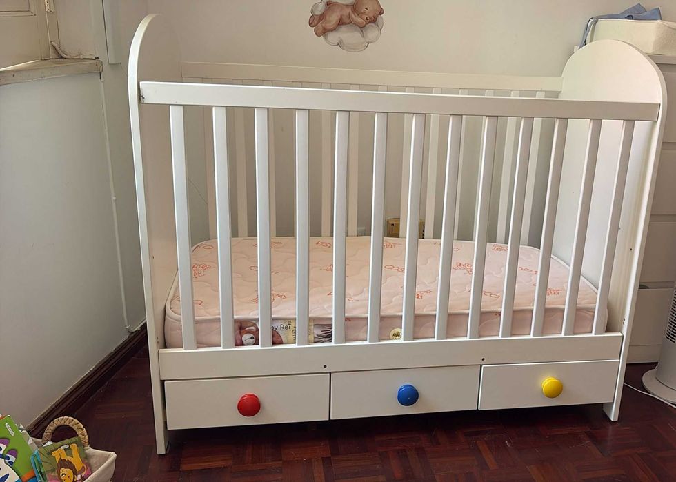 Berço bebé IKEA GONATT Berço c/gv.