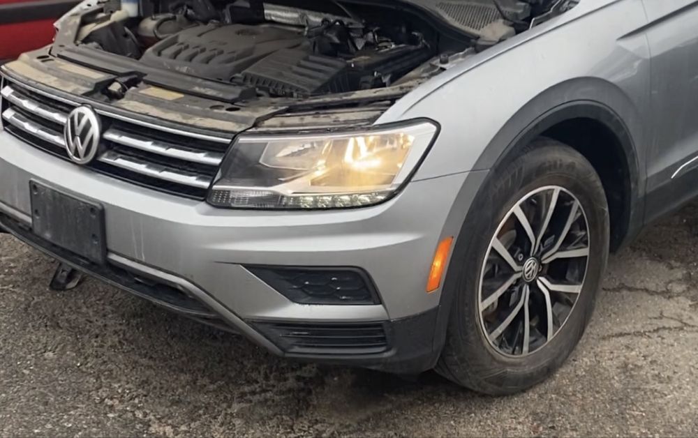 Бампер tiguan 2 передній колір lb7s