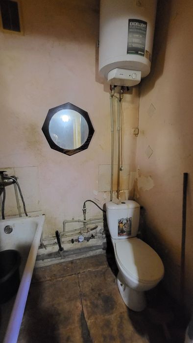 Продаж 1кв на проспекті Центральний