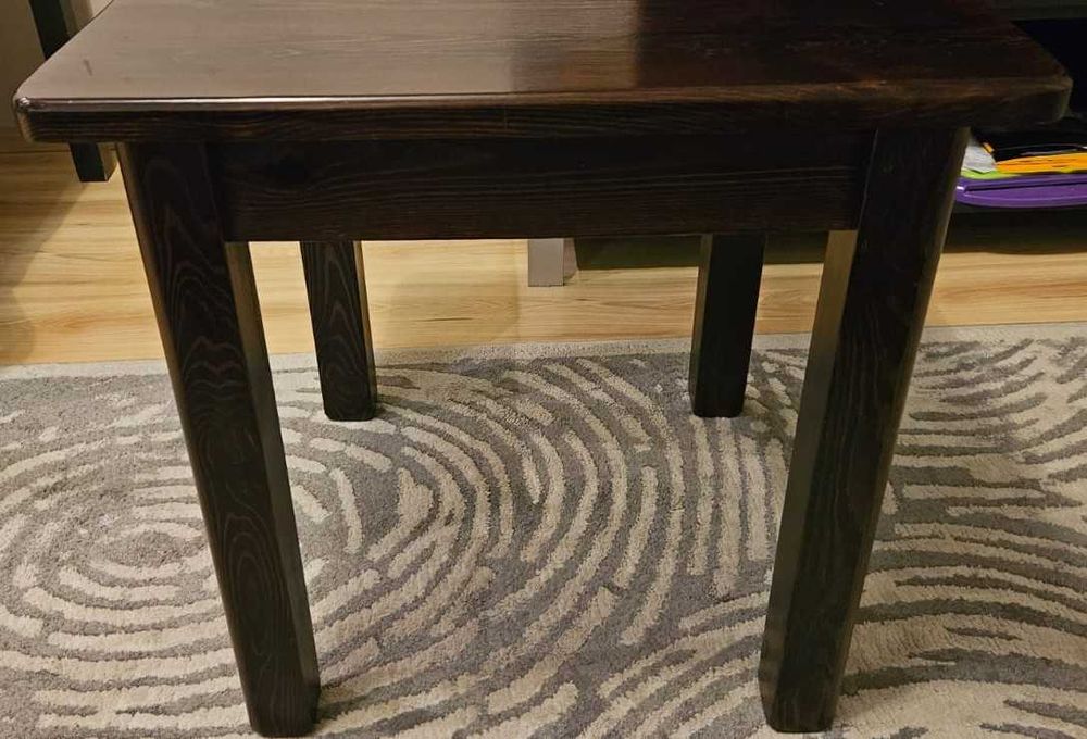 Masywny drewniany stolik kawowy 60x60x60 cm