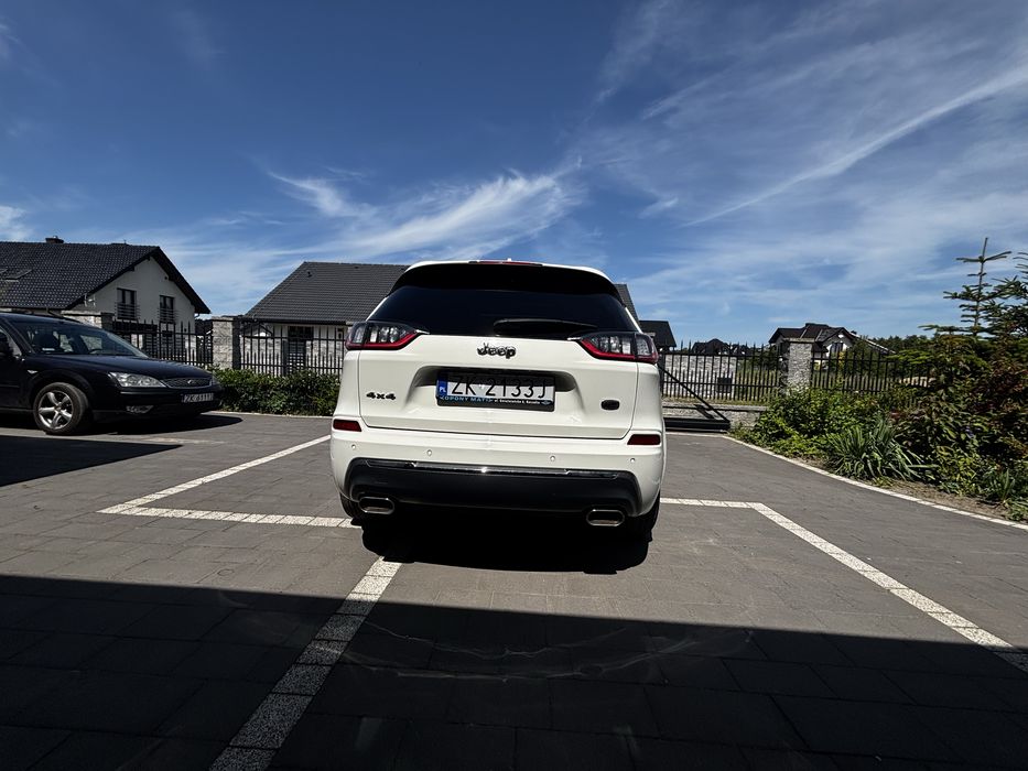 Jeep cherokee overland 3.2