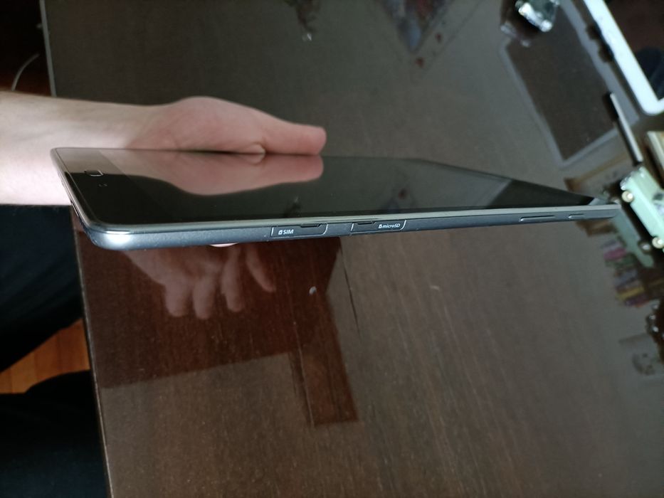 Планшет Samsung Galaxy Tab A T550