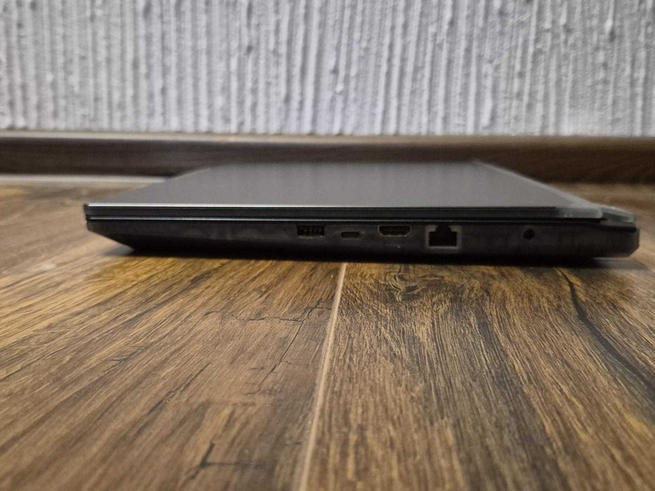 Laptop MSI cyborg