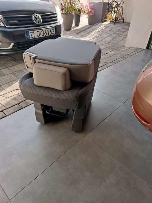 Siedzenie VW Multivan T7