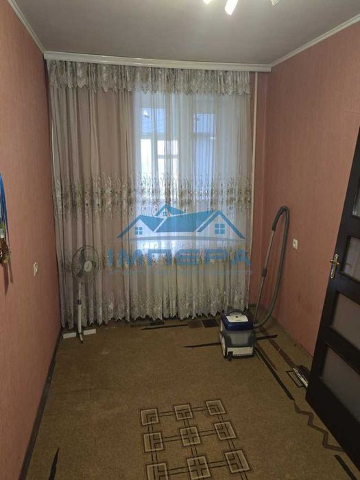 Продаж 4к квартири в районі Боженко