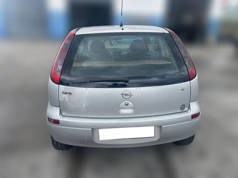 Opel Corsa C 1.7DI Van de 2001 para peças