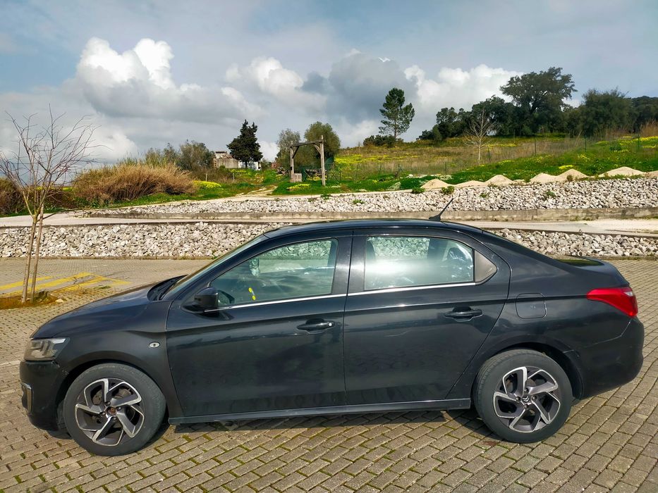 Um carro para vender de 2018