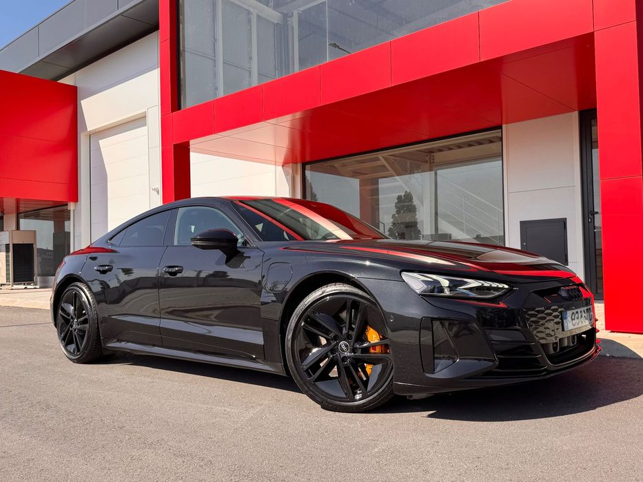 Audi RS e-tron GT quattro