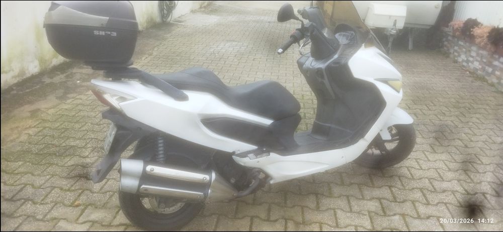 Scooter 125  Daelim S3