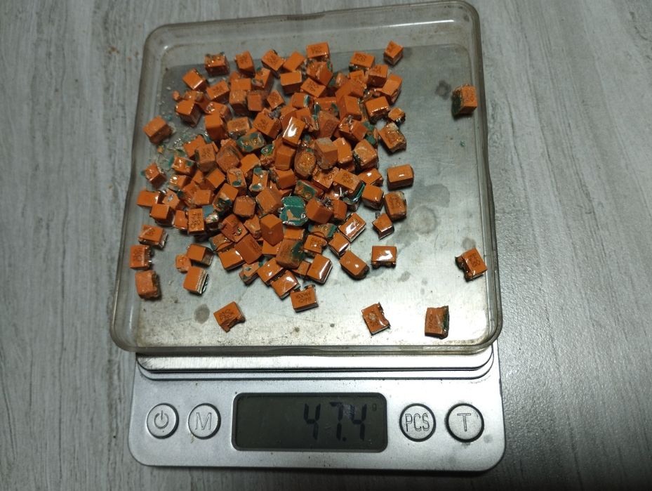 Радіодеталі,км пластик к52,танталові