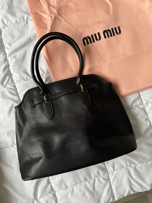 Miumiu miu miu torba torebka skorzana czarna aventure duża