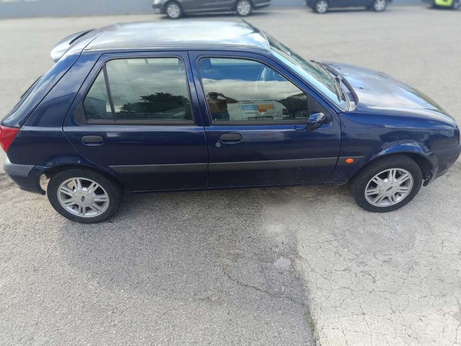 Ford Fiesta 1.25 zetec — photo 3