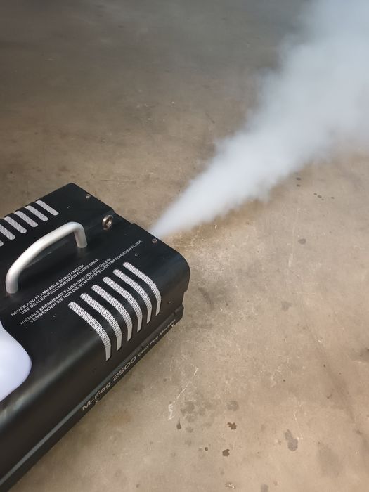 Maquina de Fumo Stairville M-Fog 2500